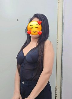 Hi I'm Annu, Independent - escort in New Delhi Photo 3 of 4