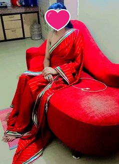 Hi I'm Disha, Independent House Wife - escort in New Delhi Photo 4 of 4