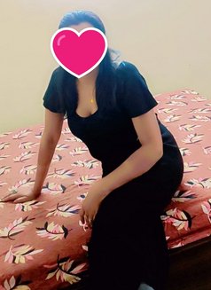Hi I'm Disha, Independent Incall/Outcall - puta in New Delhi Photo 4 of 5