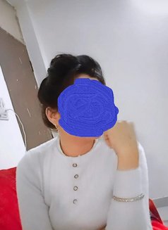 Hi I'm Disha, Independent Incall/Outcall - escort in New Delhi Photo 4 of 4