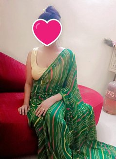 Hi I'm Disha, Independent Incall/Outcall - puta in New Delhi Photo 4 of 6