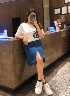 Hi I M Kritika Sharma - escort in New Delhi Photo 1 of 3