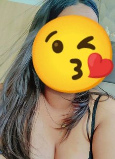 Hi Profile Instagram Models Party Girls - puta in New Delhi Photo 9 of 13