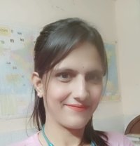 Real meet & Cam service available - puta in Bangalore Photo 1 of 3