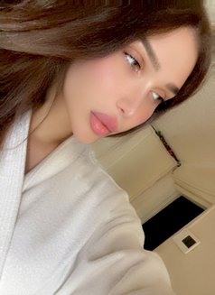 Hiba - escort in İstanbul Photo 14 of 14