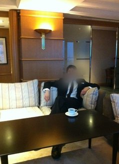 Hideki（hide） - Male escort in Tokyo Photo 3 of 5
