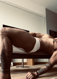 High Class FuckerXxx - Acompañantes masculino in Maldives Photo 10 of 11
