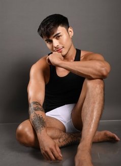 High Class FuckerXxx - Male escort in Singapore Photo 10 of 10