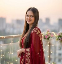 High Class Indian Model 100% Photo - puta in Dubai Photo 10 of 10