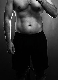 High Class Male Essort Service Ncr - Acompañantes masculino in Noida Photo 1 of 1
