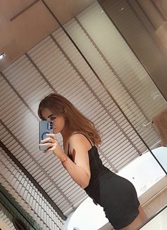 High Class Models Available - escort in New Delhi Photo 1 of 4