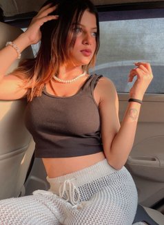 High Class Models Available - escort in New Delhi Photo 3 of 4