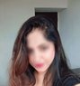 Rohini an independent model Hotel GFE ON - escort in Ahmedabad Photo 3 of 7
