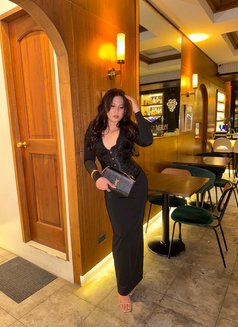 High Class Vip Companion GFE - Transsexual escort in Singapore Photo 20 of 20