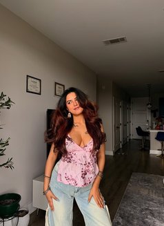 High' Profile and Vip Escort - escort in Ahmedabad Photo 5 of 7