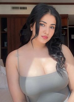 High' Profile and Vip Escort - puta in Bangalore Photo 2 of 4