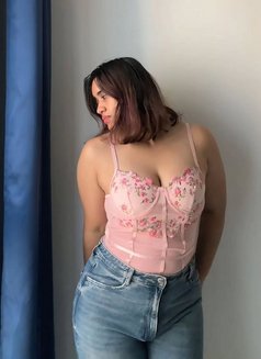 High' Profile and Vip Escort - escort in Kolkata Photo 3 of 6