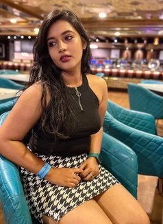 High' Profile and Vip Escort - puta in Navi Mumbai Photo 2 of 4