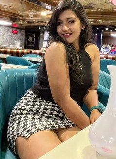 High' Profile and Vip Escort - puta in Navi Mumbai Photo 4 of 4