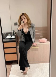 High Profile Escort Available for Incall - escort in Mumbai Photo 4 of 5