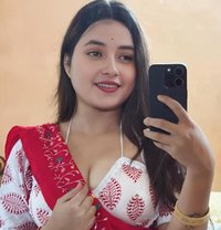 High Profile Genuine Service Star Hotels - puta in Pune