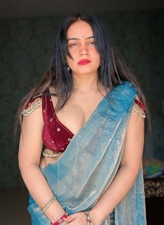 High Profile Gurgaon Escorts | Call Girl - escort in Gurgaon Photo 9 of 14