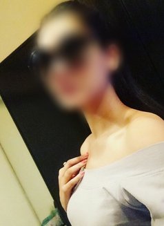 High profile independent vip escort - puta in Mumbai Photo 1 of 1