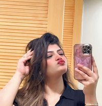High profile indian and Russian🧿 - escort in Gurgaon Photo 3 of 3