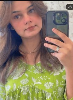 High profile indian and Russian🧿 - escort in Gurgaon Photo 4 of 5