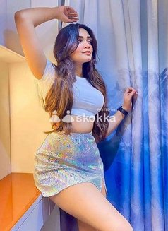 High Profile Indian Available - escort in Gurgaon Photo 3 of 9