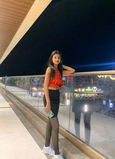 High Profile Indian Available - escort in Gurgaon Photo 6 of 9
