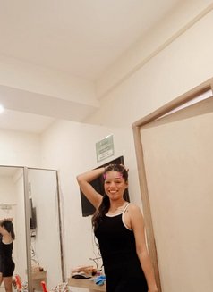 High Profile Indian Available - escort in Gurgaon Photo 2 of 6