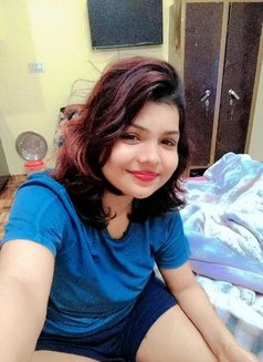 High Profile Indian And Russian - puta in Gurgaon Photo 1 of 4