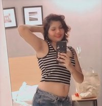 High Profile Indian And Russian - puta in Gurgaon Photo 3 of 4