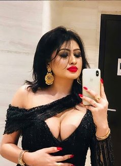 High Profile Indian - escort in New Delhi Photo 2 of 3