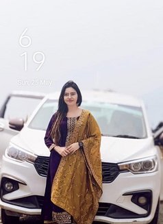 High Profile Indian Model Reena - escort in Singapore Photo 2 of 7