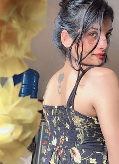 HIGH PROFILE INDIAN & RUSSIAN AVAILABLE - escort in Gurgaon Photo 4 of 5