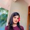 HIGH PROFILE INDIAN & RUSSIAN AVAILABLE - puta in Gurgaon Photo 3 of 6