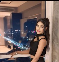 HIGH PROFILE INDIAN & RUSSIAN AVAILABLE - puta in Gurgaon