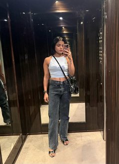 High Profile Indian & Russian - escort in Gurgaon Photo 3 of 3