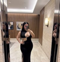 HIGH PROFILE RUSSIAN ESCORTS GGN - puta in Gurgaon Photo 7 of 7