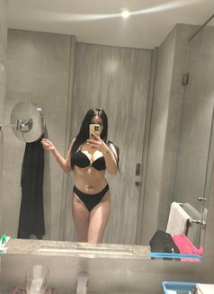 HIGH PROFILE RUSSIAN ESCORTS - puta in Gurgaon Photo 1 of 5