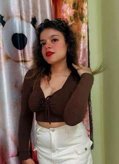 HIGH PROFILE RUSSIAN - puta in Gurgaon Photo 1 of 3