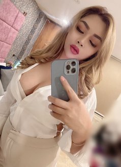 Hii Ma Jhui - escort in Ahmedabad Photo 5 of 6