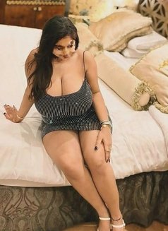 Hii Payal Patel I'm Independent Girl - companion in Dubai Photo 4 of 4