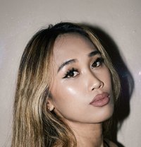 Hilary Kate - puta in Manila