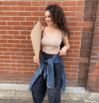 Hilde93 - escort in Clermont-Ferrand