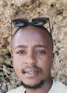 Hill - Male escort in Mombasa Photo 5 of 6