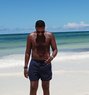 Hill Women Only - Acompañantes masculino in Mombasa Photo 1 of 4