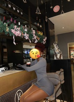 Hilz - masseuse in Abuja Photo 2 of 3